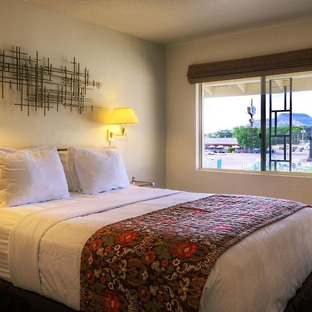 Roadrunner Lodge Motel Tucumcari Ngoại thất bức ảnh
