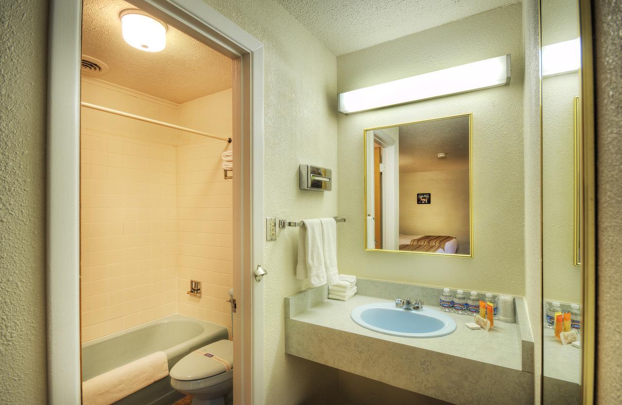 Roadrunner Lodge Motel Tucumcari Ngoại thất bức ảnh